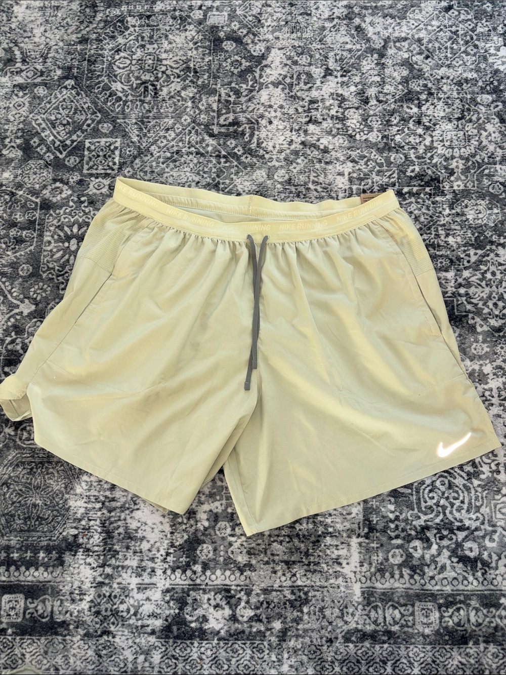 Nike Men’s Pale Yellow Athletic Running Shorts with Drawstring
